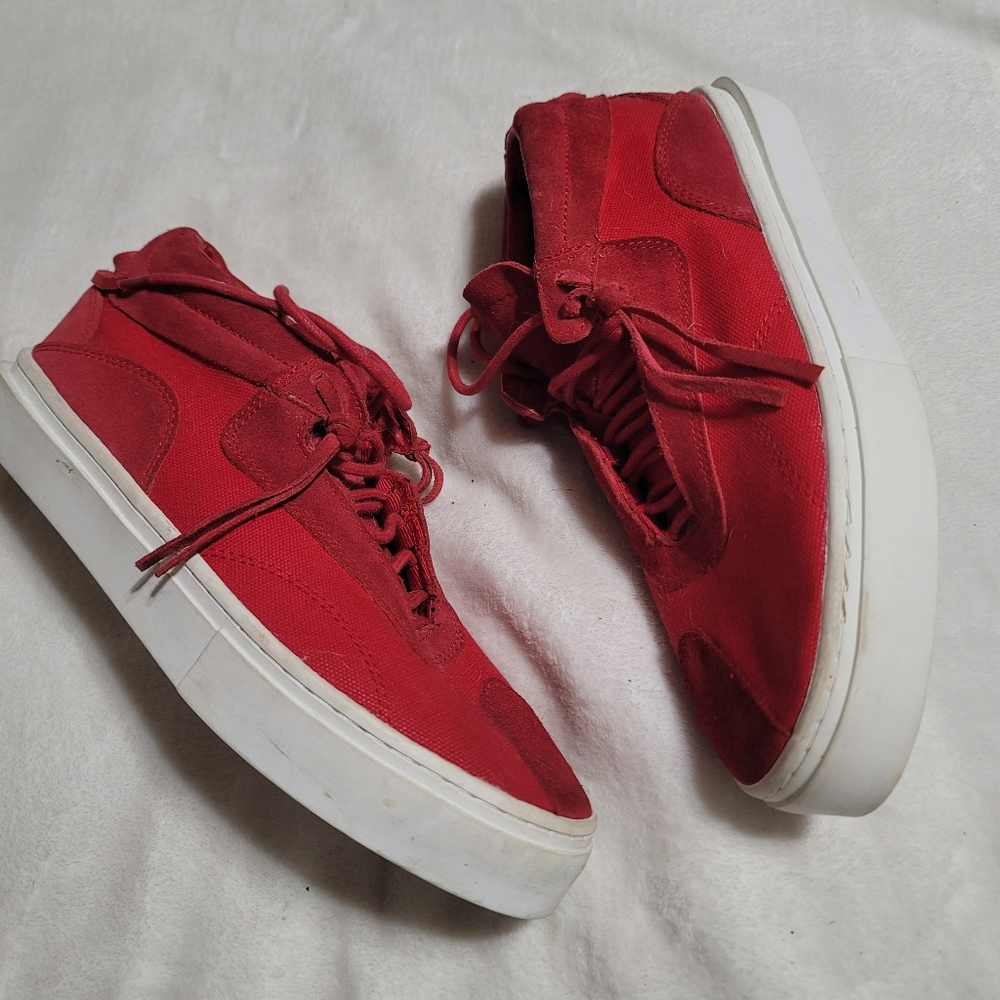 Red‎ High-Top Men's Sneakers